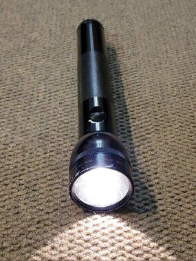Mag-Lite 3 D Cell Flashlight 12.5 in. - Vintage